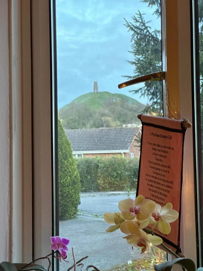 Camelot Retreat - Tor View Panzió Glastonbury Kültér fotó